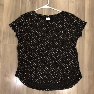Polka dot black T-shirt